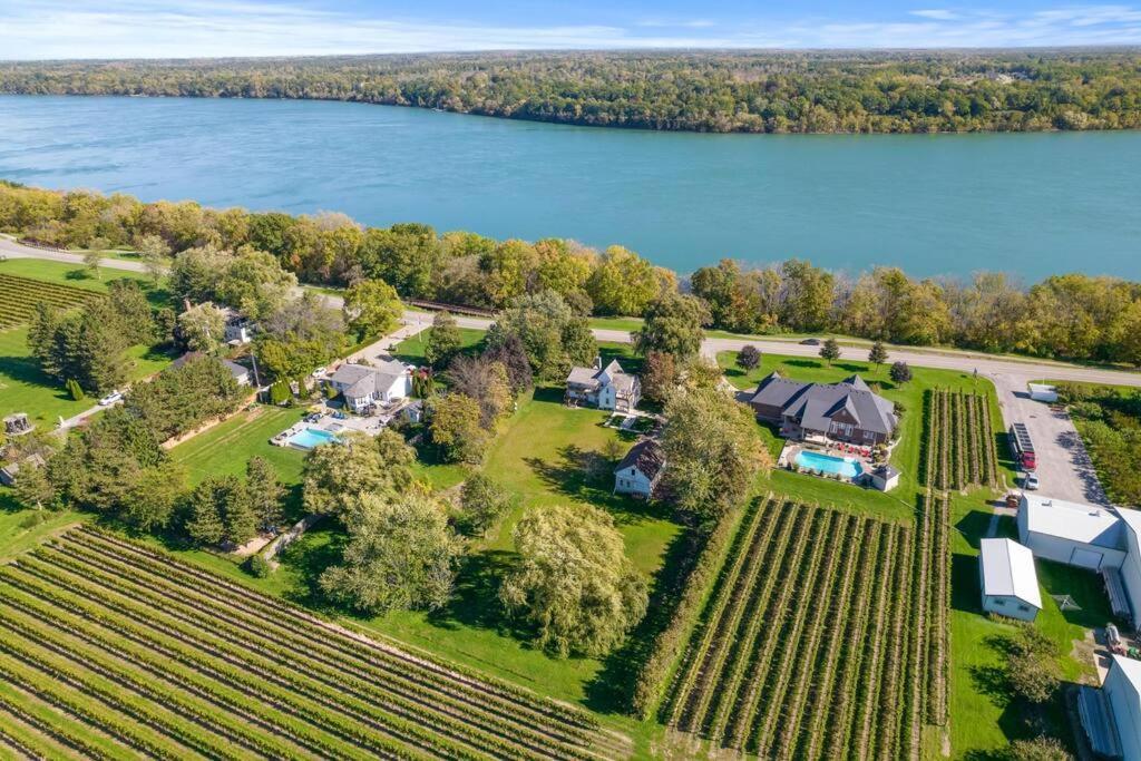 Waterfront Niagara-On-The-Lake Farmhouse On A Vineyard Villa Eksteriør bilde